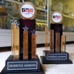 plakat universitas
